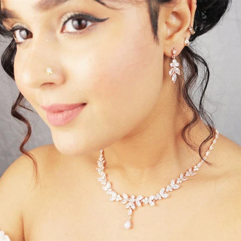 Ensemble Collier + Boucles d'Oreilles en Zirconium en Argent Sterling