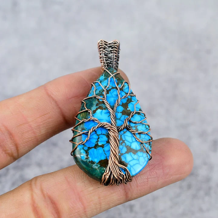 Talisman en Opale Bleue