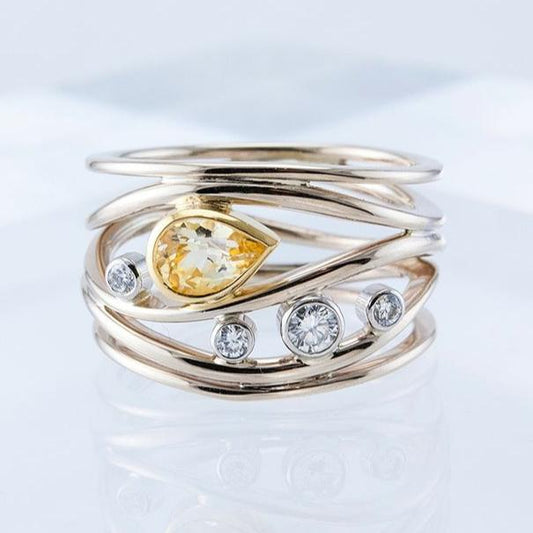 Bague vintage en verre orange stratifié