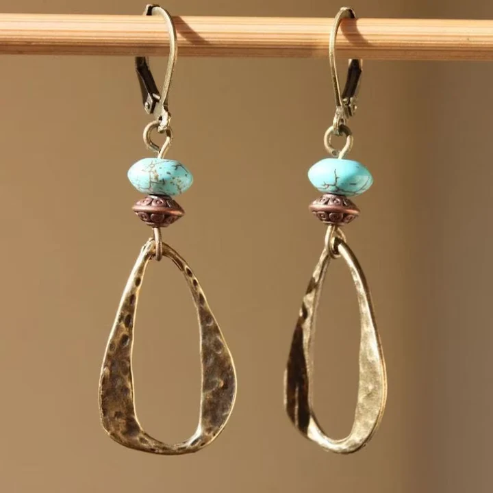 Boucles d'oreilles vintage avec pierres turquoises