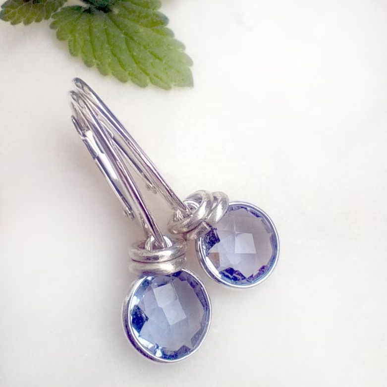 Boucles d'oreilles en cristal bleu en argent vintage