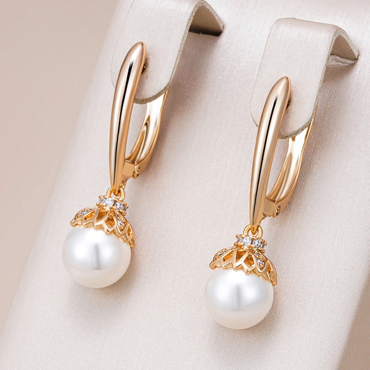 Boucles d'oreilles perles élégantes et pendantes en or